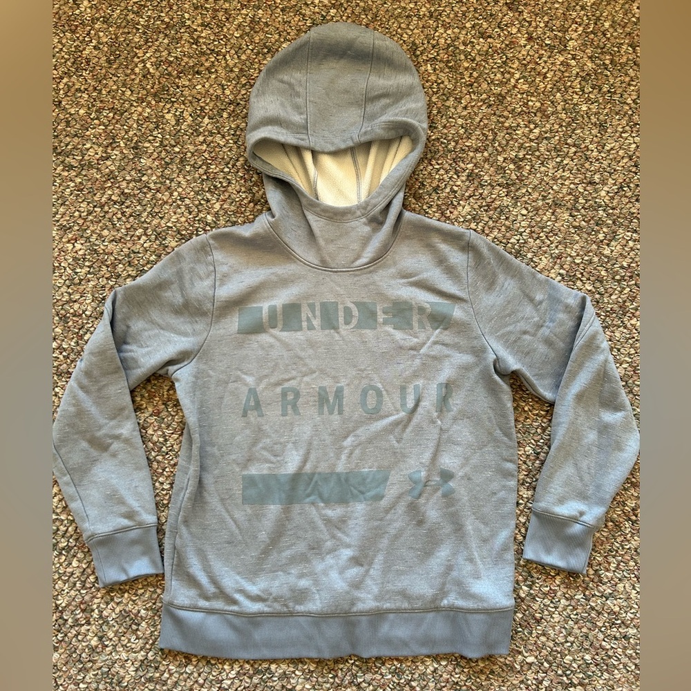 UNDER ARMOUR women’s sweatshirt hoodie, size medium